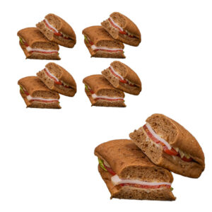 ساندويتش دجاج مشوي على خبز شباتا